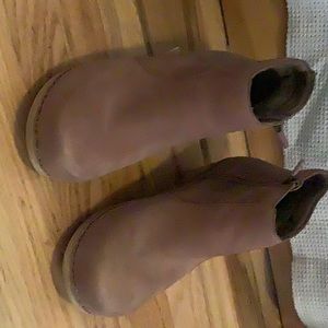 Dansko suede ankle boot size 40